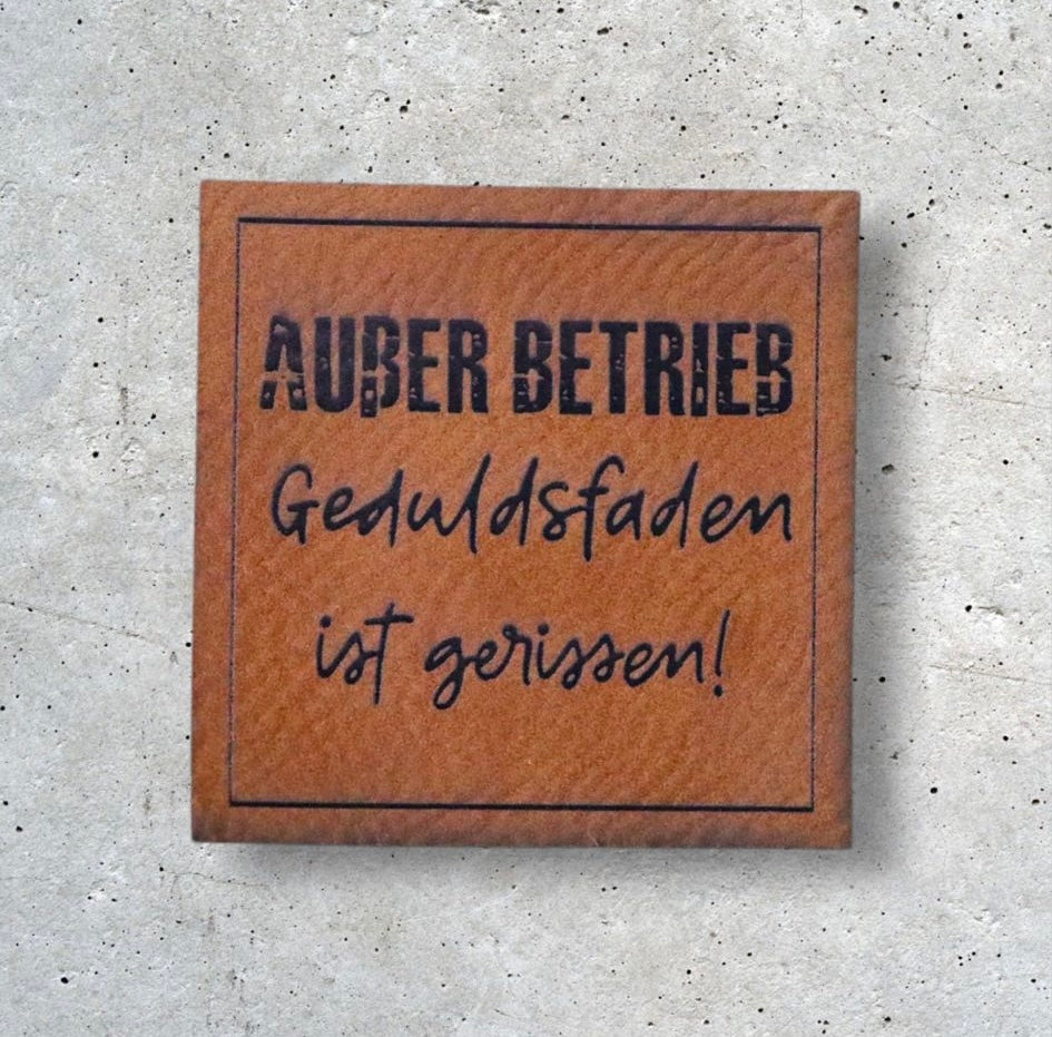 Kunstlederlabel AUSSER BETRIEB…