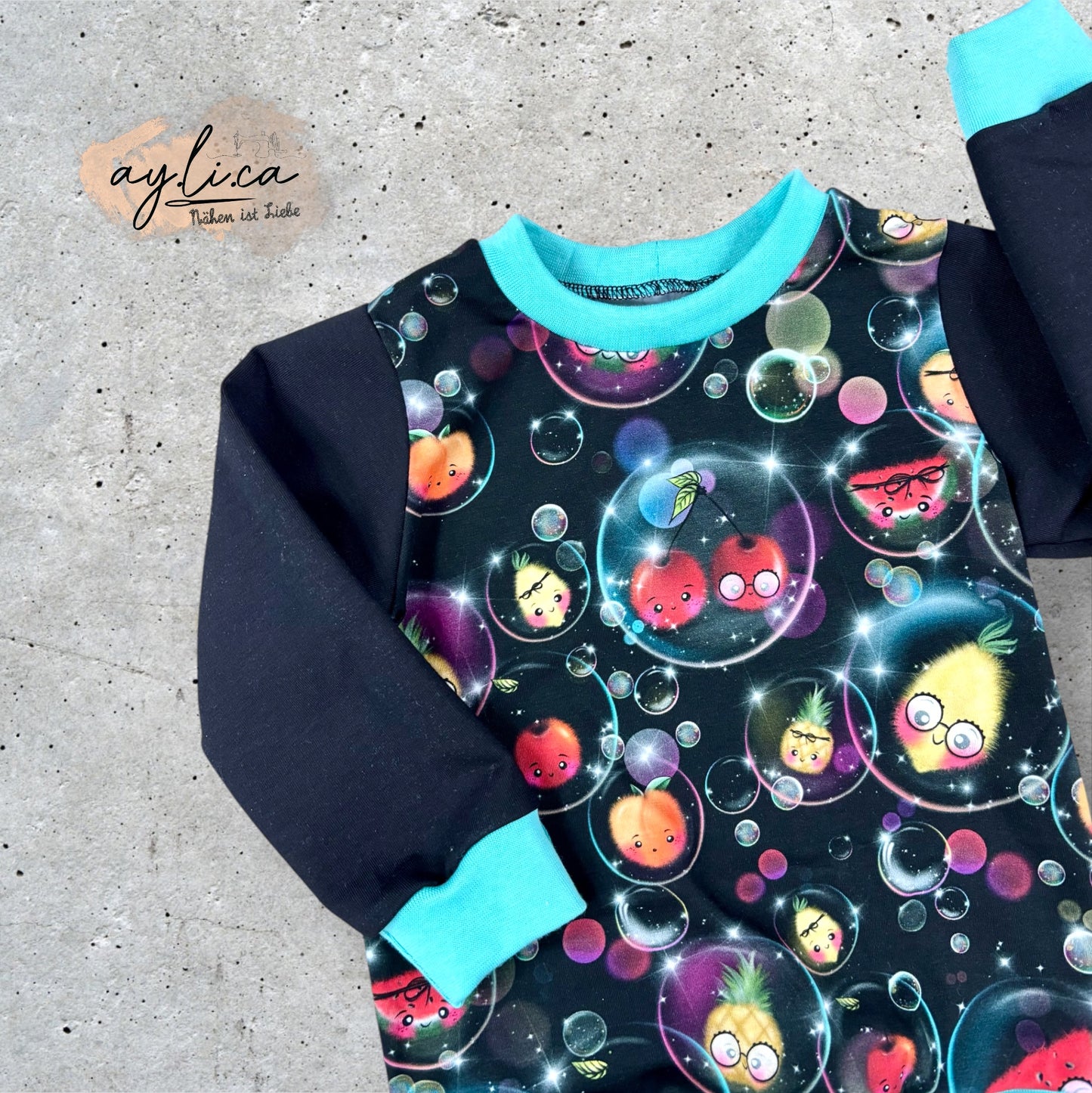 SWEATER GR.86 Früchtchen