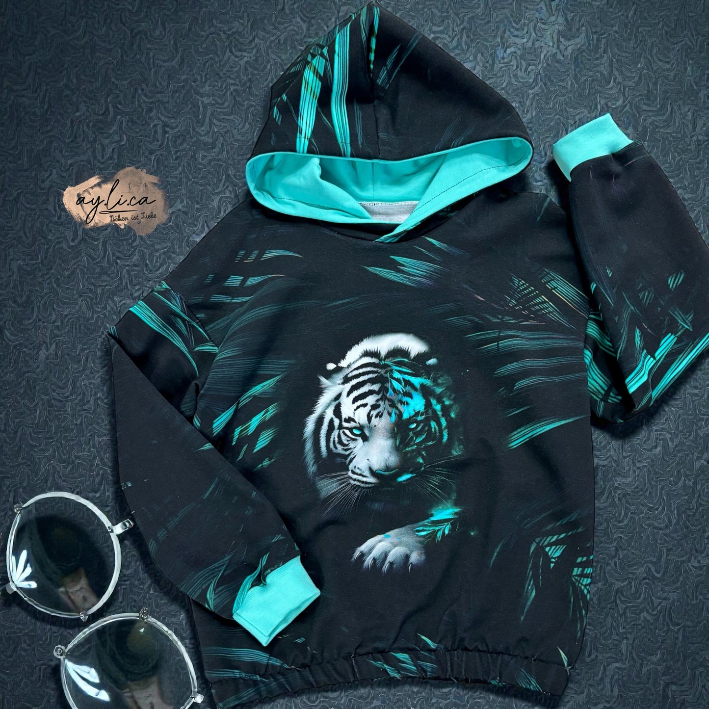 CROPPED HOODIE Gr.122
