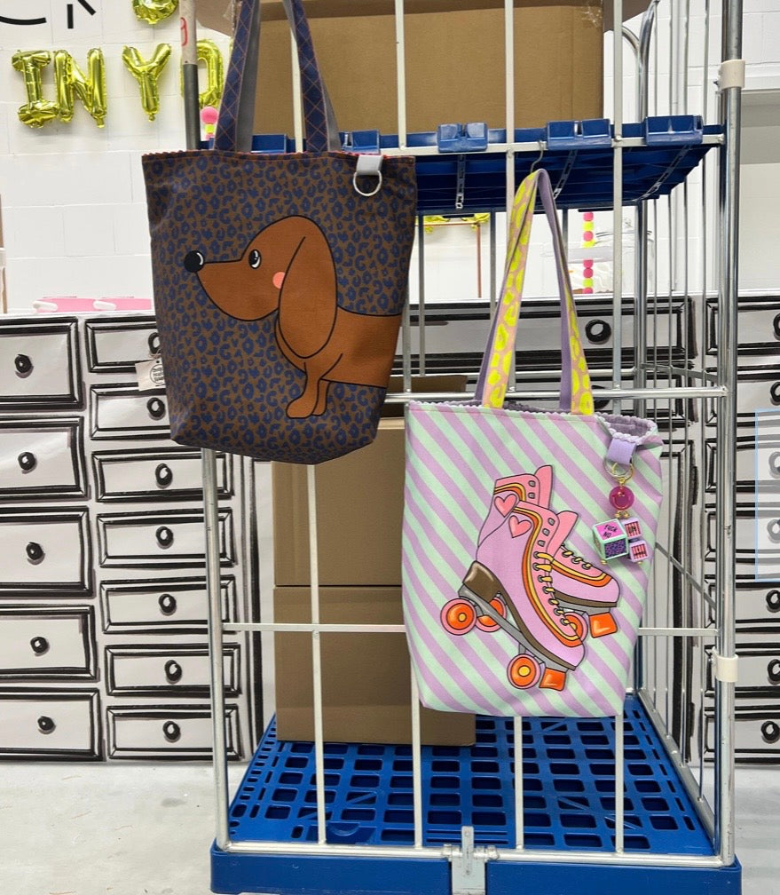 TASCHENPANEL CHERRY PICKING | CANVAS
