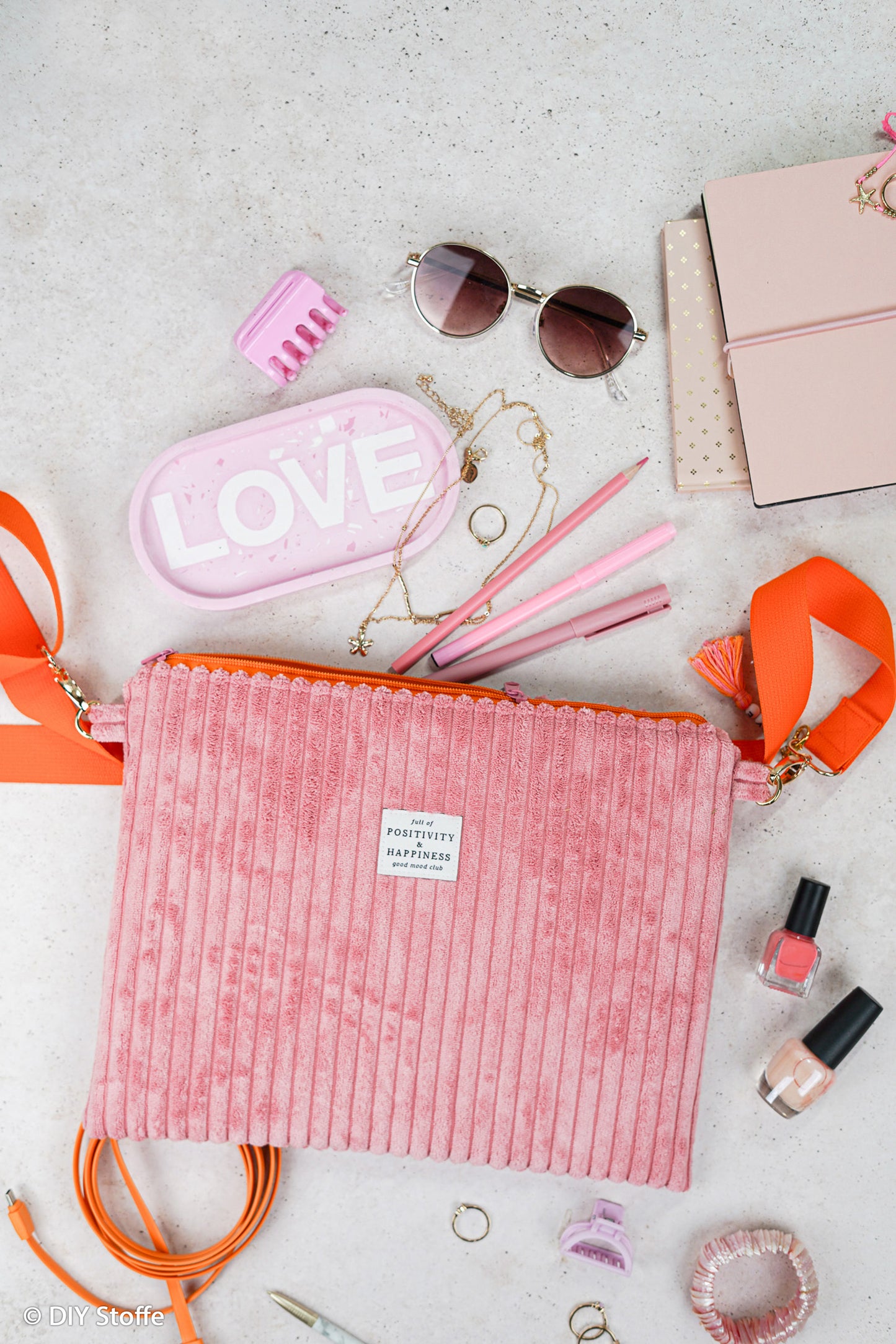 CORD SAMT STOFF - WANJA VON SWAFING rosa