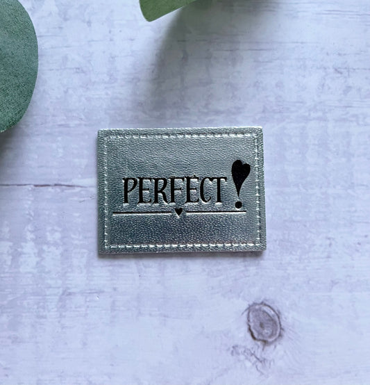 Kunstlederlabel Perfect Silber metallic